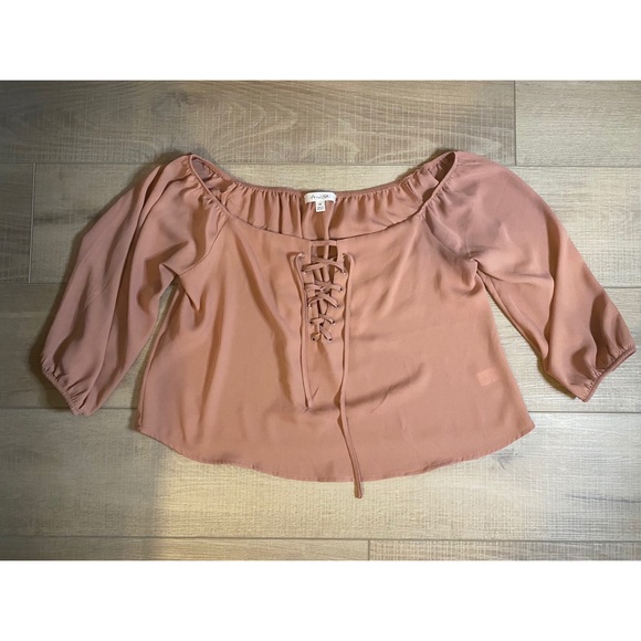 Never worn! Off the shoulder boho top 🤩 lace up - Picture 1 of 2